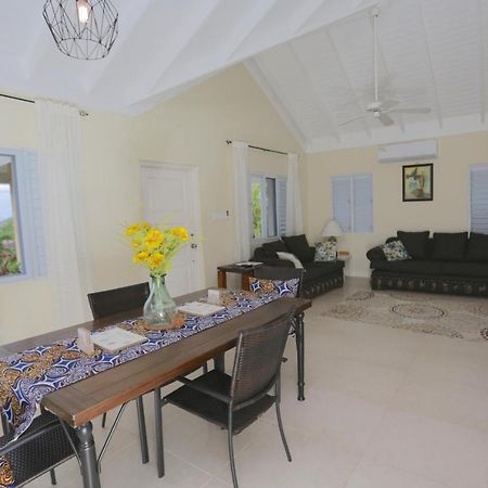 Richmond - Heroes Villa, Ac, Security, Access To Pool, Playground & Private Beach - Welcome Breakfast Basket Екстериор снимка